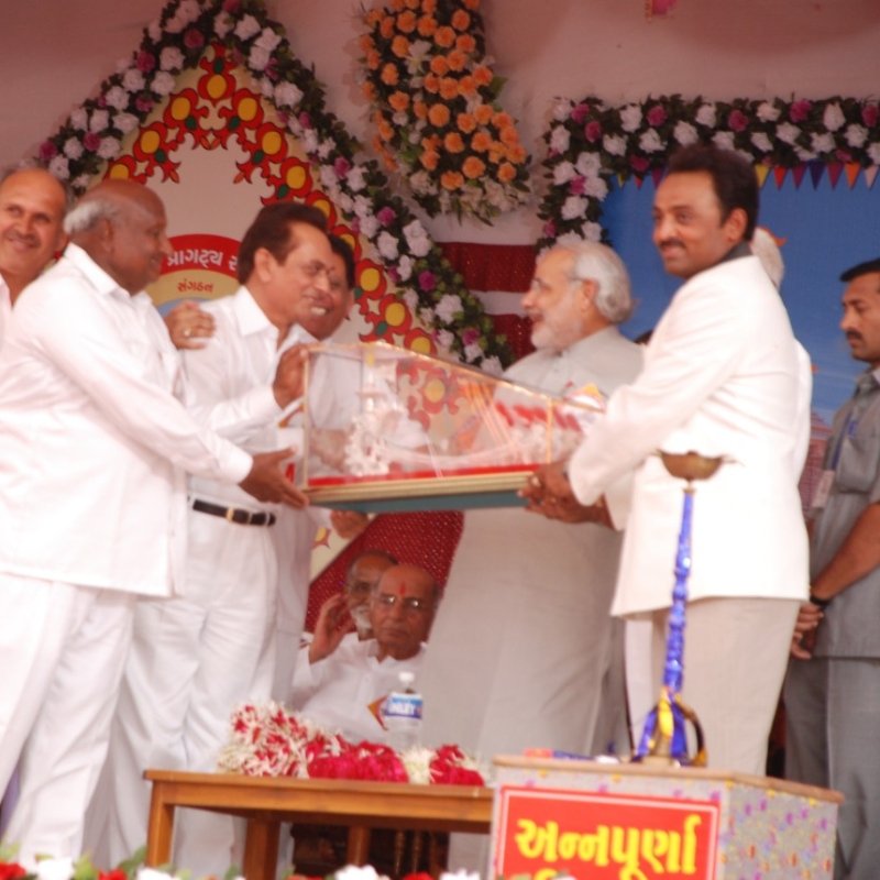 Dr. Nilesh Dhulesia has been actively involved in the Bharatiya Janata Party (BJP).